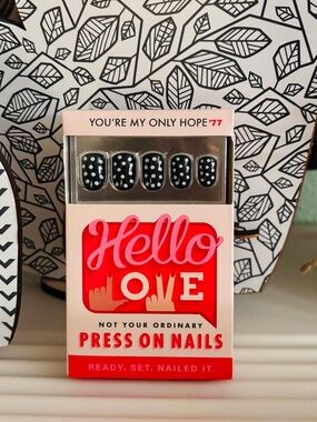 Hello Love You’re My Only Hope Press On Nails
